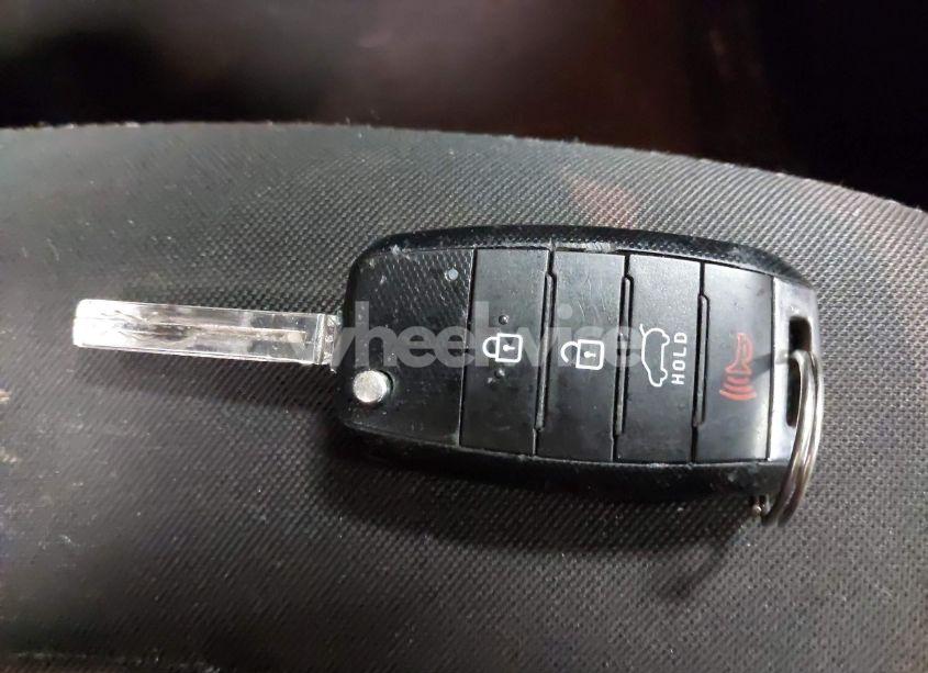 Photo 11 of 2018 Kia Soul (VIN KNDJN2A22J7609326)