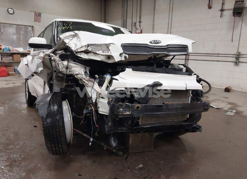 Photo 6 of 2018 Kia Soul (VIN KNDJN2A22J7609326)