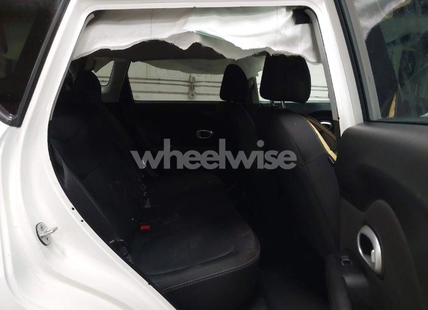 Photo 8 of 2018 Kia Soul (VIN KNDJN2A22J7609326)