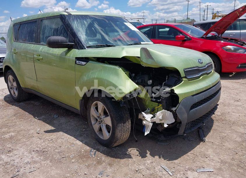 2018 Kia Soul (VIN KNDJN2A22J7900554) main photo