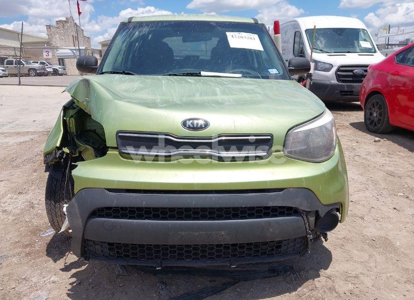 Photo 11 of 2018 Kia Soul (VIN KNDJN2A22J7900554)