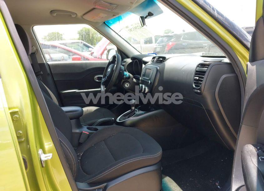 Photo 5 of 2018 Kia Soul (VIN KNDJN2A22J7900554)