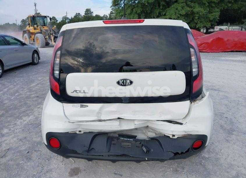 Photo 16 of 2019 Kia Soul (VIN KNDJN2A22K7022769)