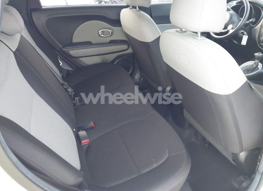 Photo 8 of 2019 Kia Soul (VIN KNDJN2A22K7022769)