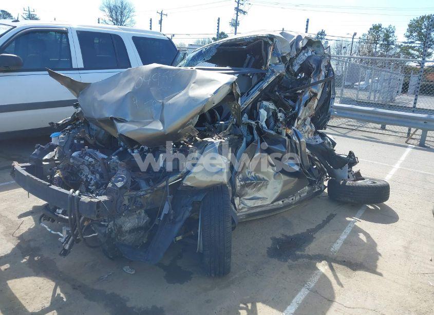 Photo 2 of 2014 Kia Soul (VIN KNDJN2A23E7049547)