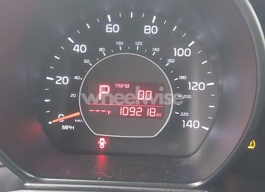 Photo 7 of 2014 Kia Soul (VIN KNDJN2A23E7110914)