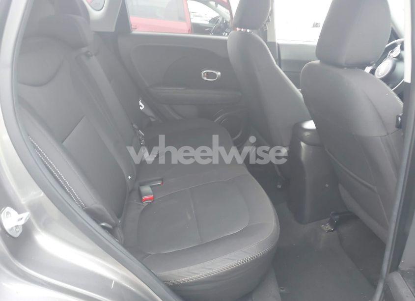 Photo 8 of 2014 Kia Soul (VIN KNDJN2A23E7110914)