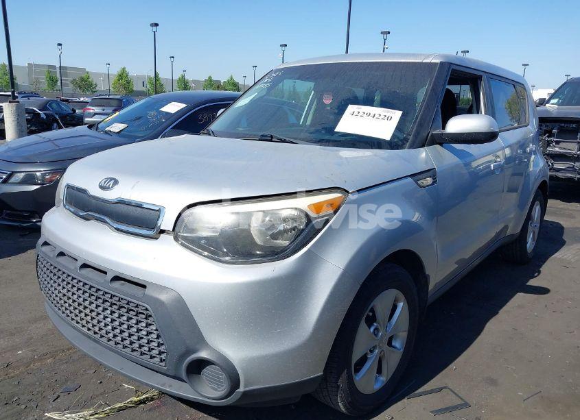 Photo 2 of 2014 Kia Soul N/A (VIN KNDJN2A23E7721302)