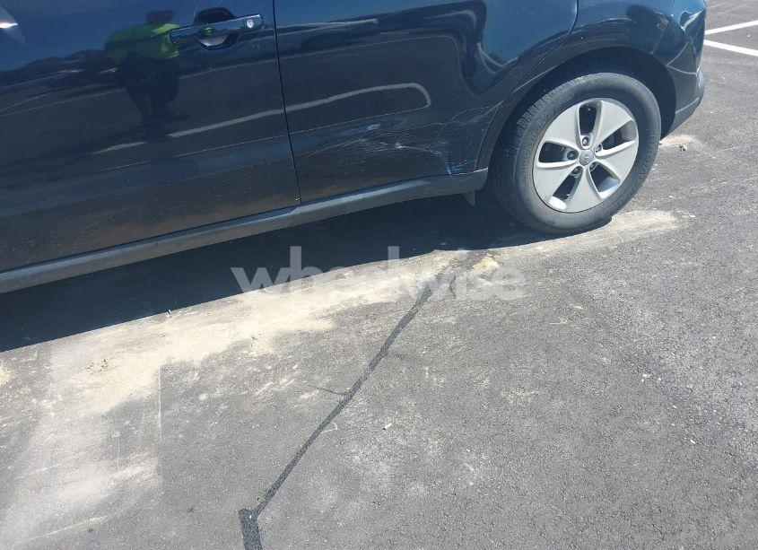 Photo 6 of 2014 Kia Soul (VIN KNDJN2A23E7746166)