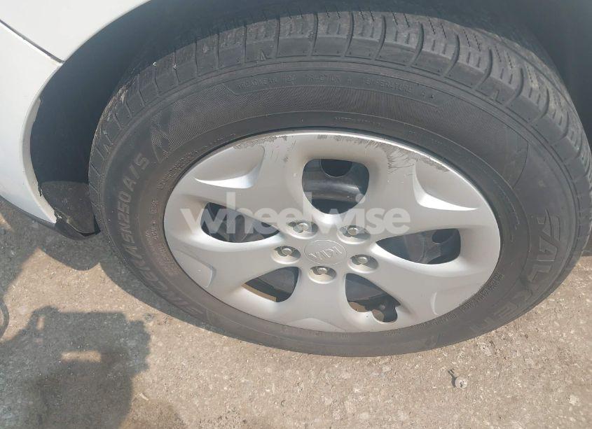 Photo 12 of 2015 Kia Soul (VIN KNDJN2A23F7127360)