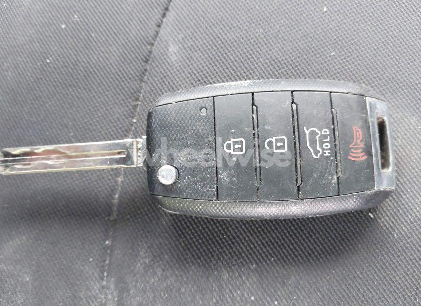 Photo 11 of 2015 Kia Soul (VIN KNDJN2A23F7144739)