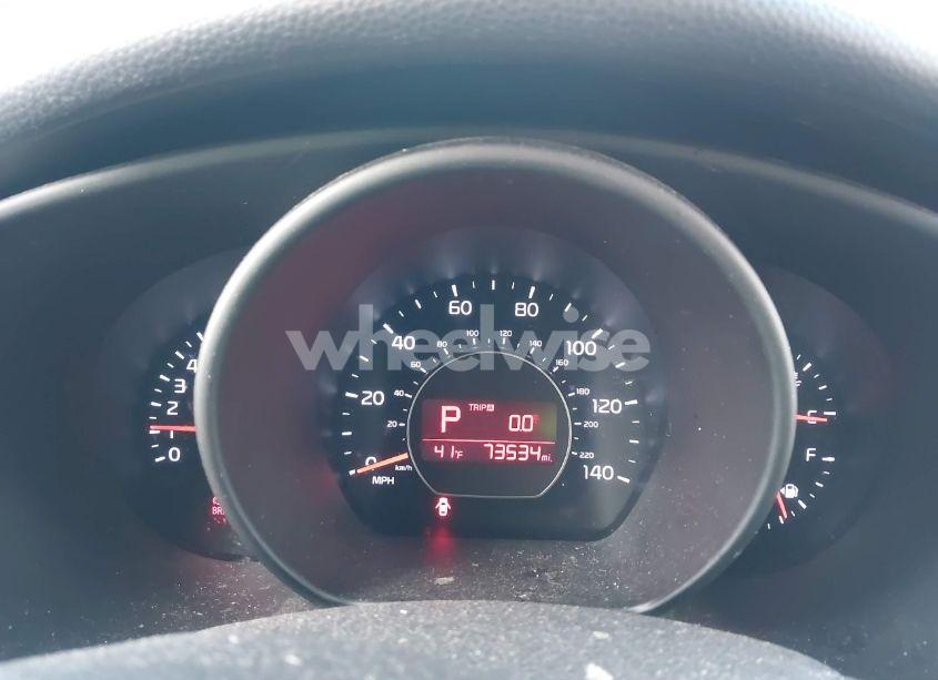 Photo 7 of 2015 Kia Soul (VIN KNDJN2A23F7144739)