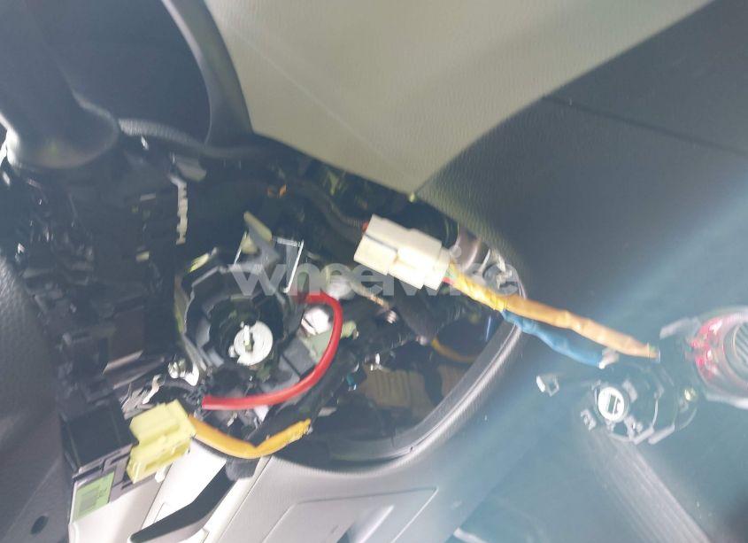 Photo 6 of 2015 Kia Soul (VIN KNDJN2A23F7795983)