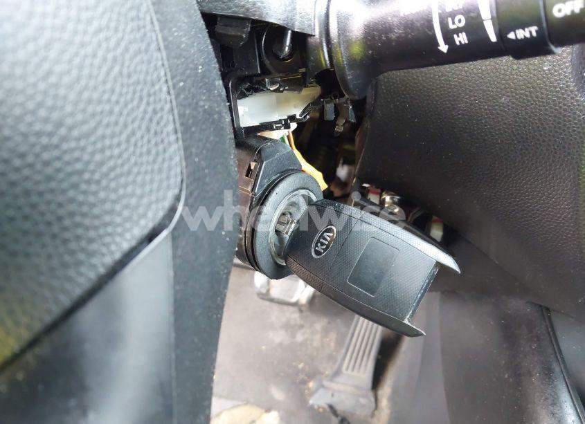 Photo 11 of 2016 Kia Soul (VIN KNDJN2A23G7247418)