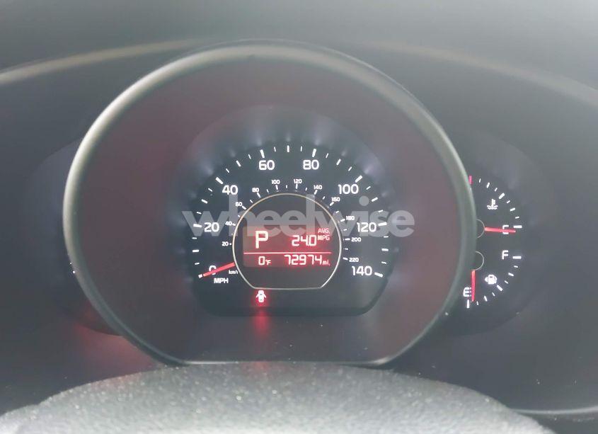 Photo 7 of 2016 Kia Soul (VIN KNDJN2A23G7283531)