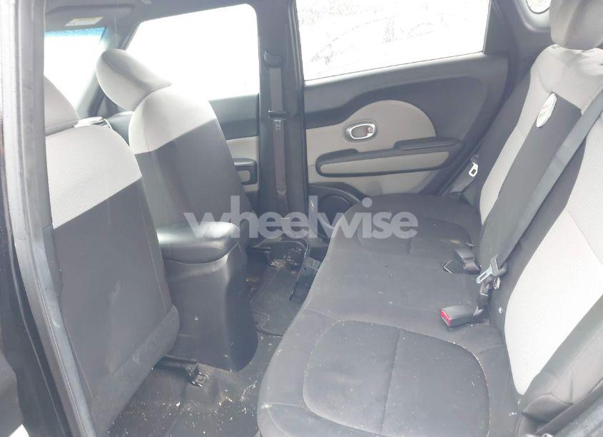 Photo 8 of 2016 Kia Soul (VIN KNDJN2A23G7283531)