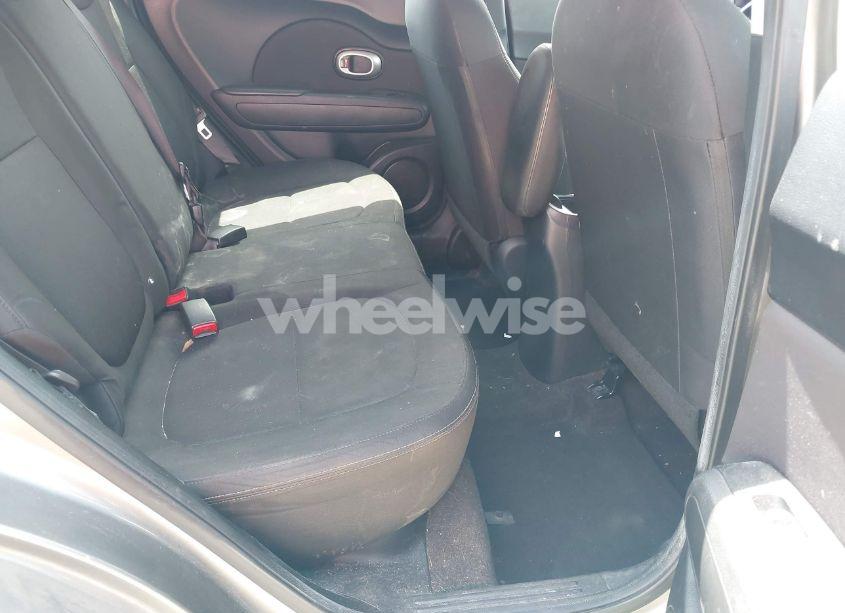Photo 8 of 2016 Kia Soul ! (VIN KNDJN2A23G7305740)