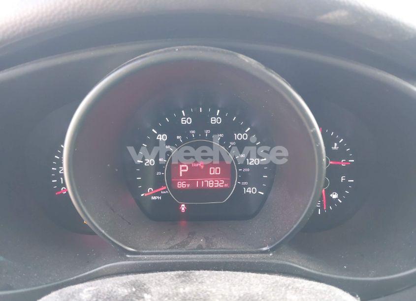 Photo 7 of 2016 Kia Soul (VIN KNDJN2A23G7835318)