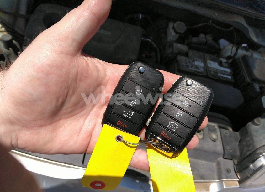 Photo 11 of 2017 Kia Soul (VIN KNDJN2A23H7438032)