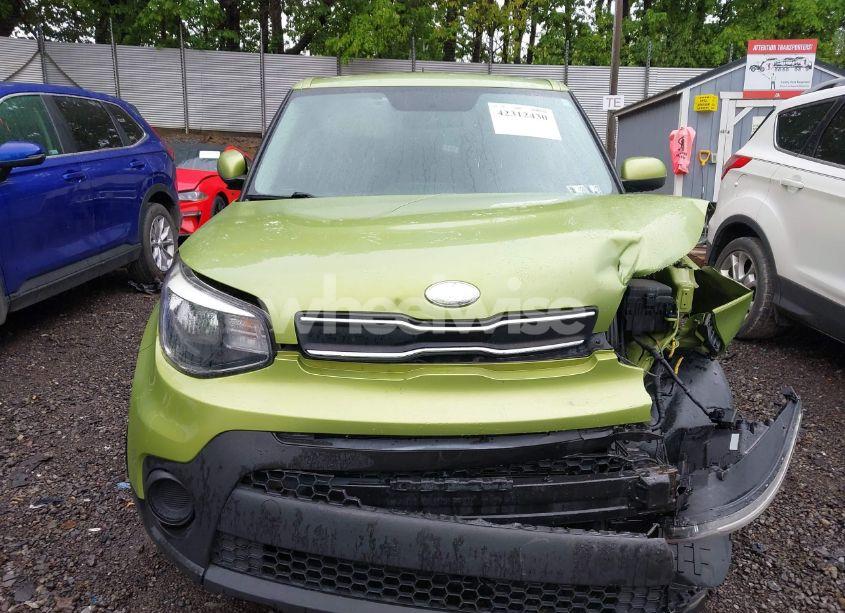 Photo 13 of 2018 Kia Soul (VIN KNDJN2A23J7894411)