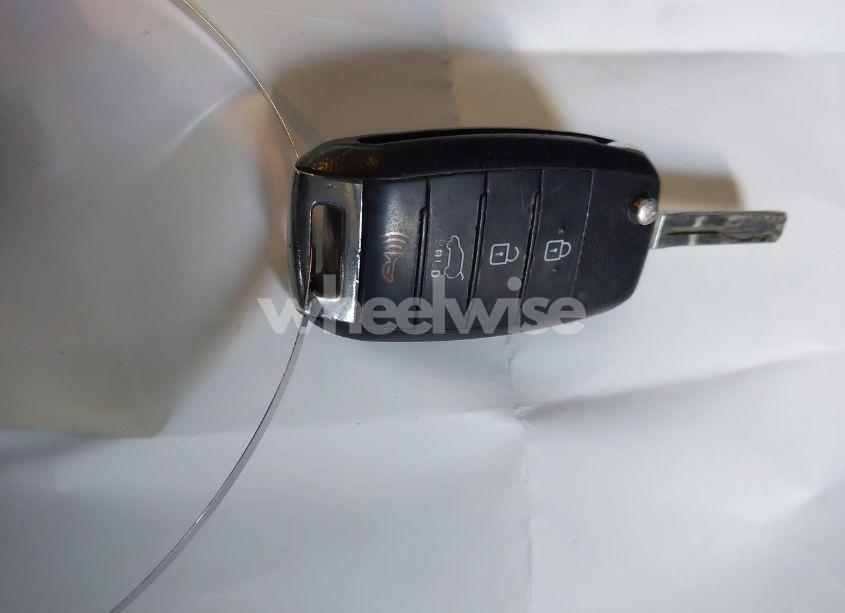 Photo 11 of 2019 Kia Soul (VIN KNDJN2A23K7019489)