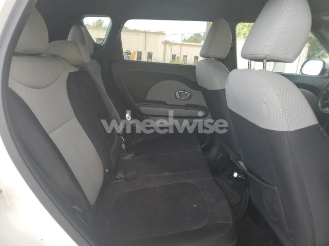 Photo 4 of 2014 KIA SOUL (VIN KNDJN2A24E7716769)