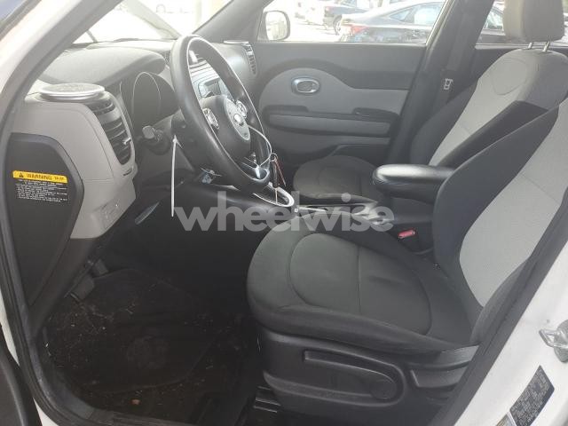 Photo 8 of 2014 KIA SOUL (VIN KNDJN2A24E7716769)