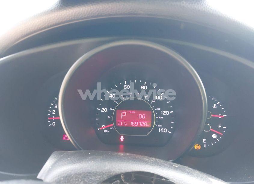 Photo 7 of 2015 Kia Soul (VIN KNDJN2A24F7126251)