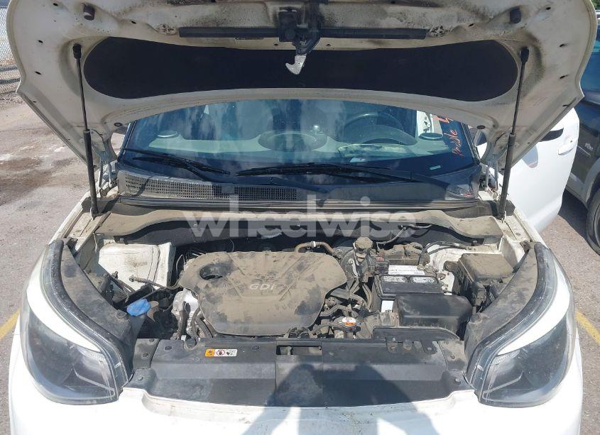 Photo 10 of 2015 Kia Soul (VIN KNDJN2A24F7221196)