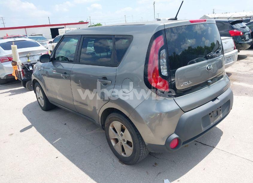 Photo 3 of 2015 Kia Soul (VIN KNDJN2A24F7236328)