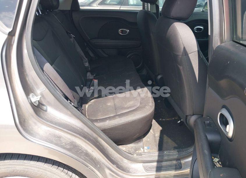 Photo 8 of 2015 Kia Soul (VIN KNDJN2A24F7236328)