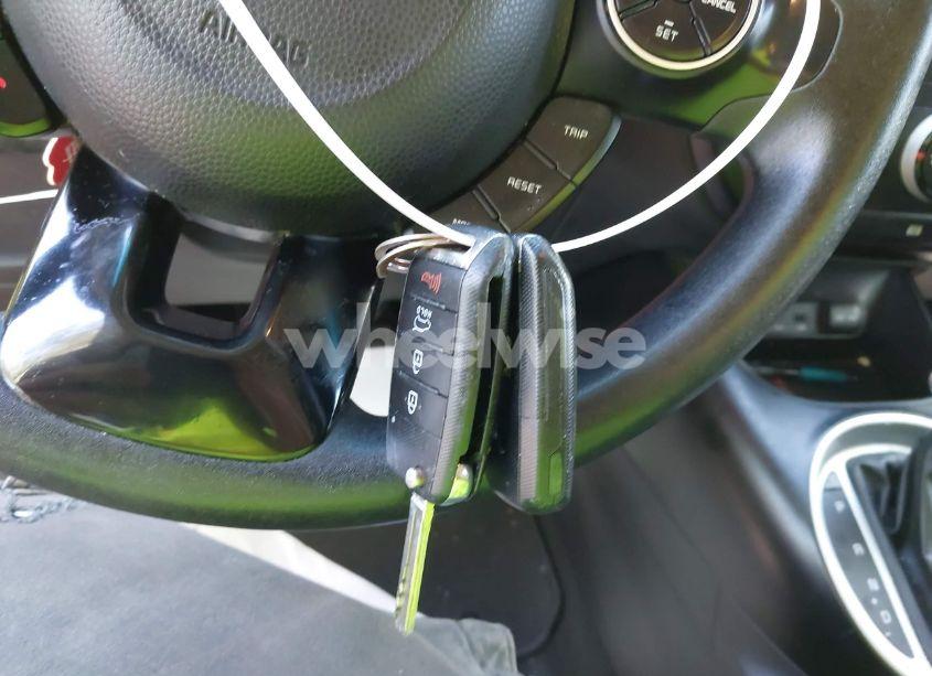 Photo 11 of 2015 Kia Soul (VIN KNDJN2A24F7766671)