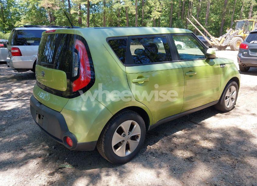 Photo 4 of 2015 Kia Soul (VIN KNDJN2A24F7766671)