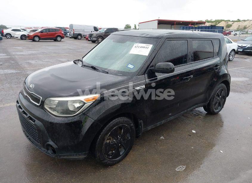 Photo 2 of 2016 Kia Soul ! (VIN KNDJN2A24G7306606)