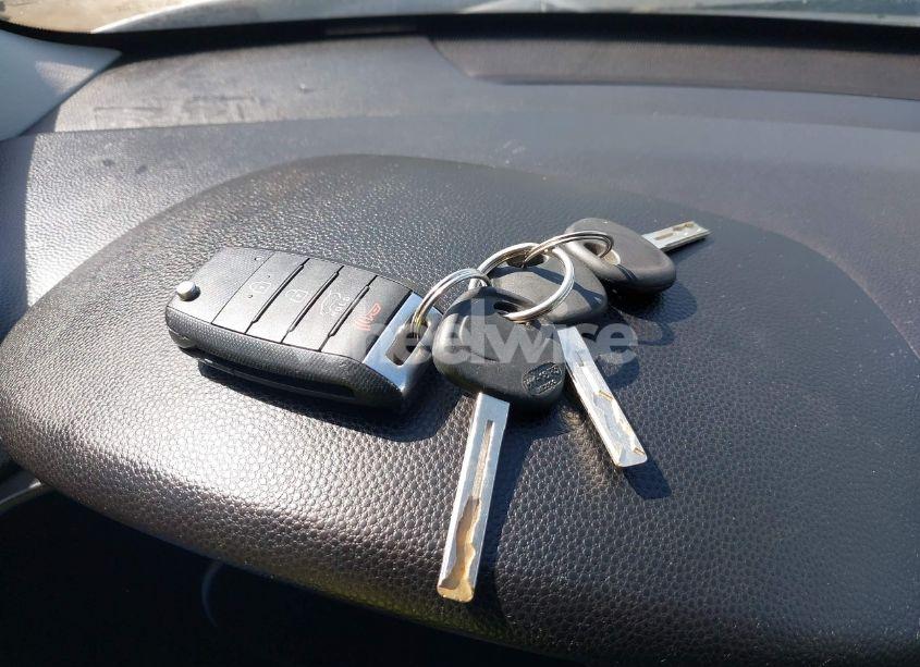 Photo 11 of 2016 Kia Soul (VIN KNDJN2A24G7362318)