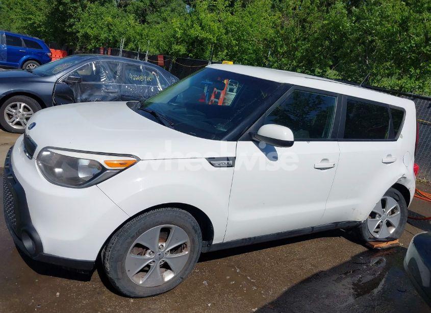 Photo 14 of 2016 Kia Soul (VIN KNDJN2A24G7362318)