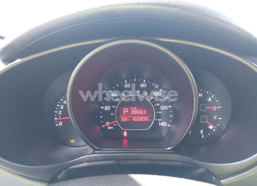 Photo 7 of 2016 Kia Soul (VIN KNDJN2A24G7362318)