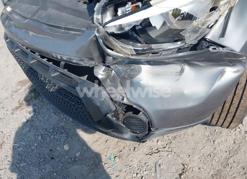 Photo 6 of 2016 Kia Soul (VIN KNDJN2A24G7367180)