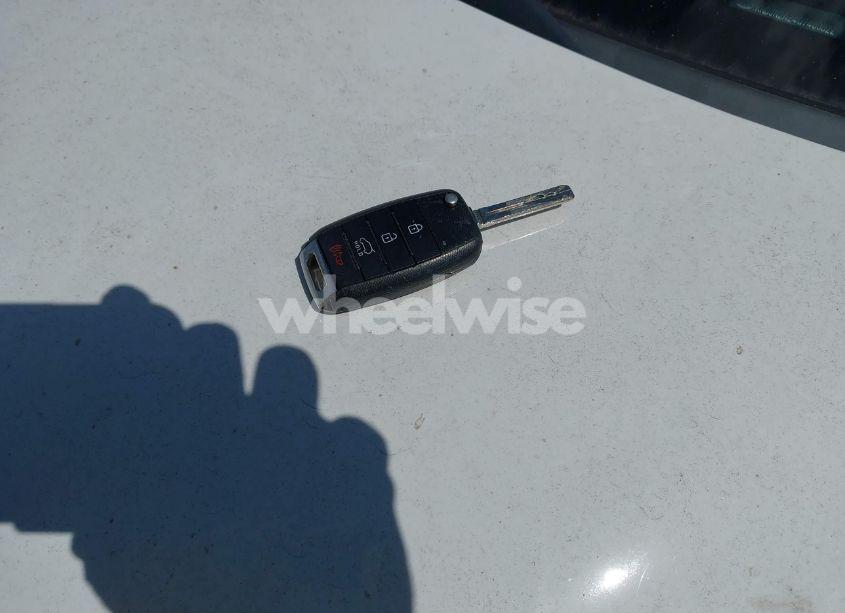 Photo 11 of 2016 Kia Soul ! (VIN KNDJN2A24G7403322)