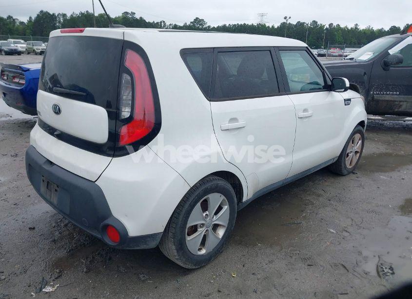 Photo 4 of 2016 Kia Soul ! (VIN KNDJN2A24G7403322)