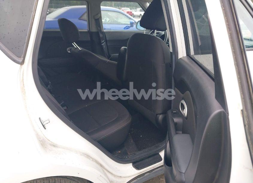 Photo 8 of 2016 Kia Soul ! (VIN KNDJN2A24G7403322)