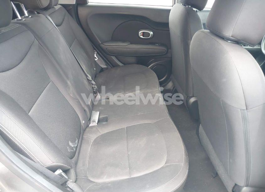 Photo 8 of 2017 Kia Soul (VIN KNDJN2A24H7490995)