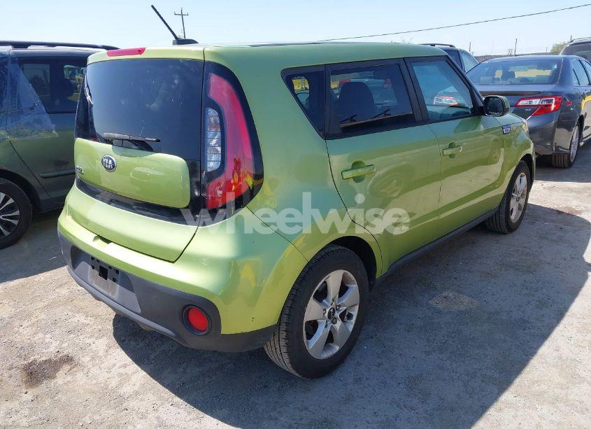 Photo 4 of 2017 Kia Soul (VIN KNDJN2A24H7881614)