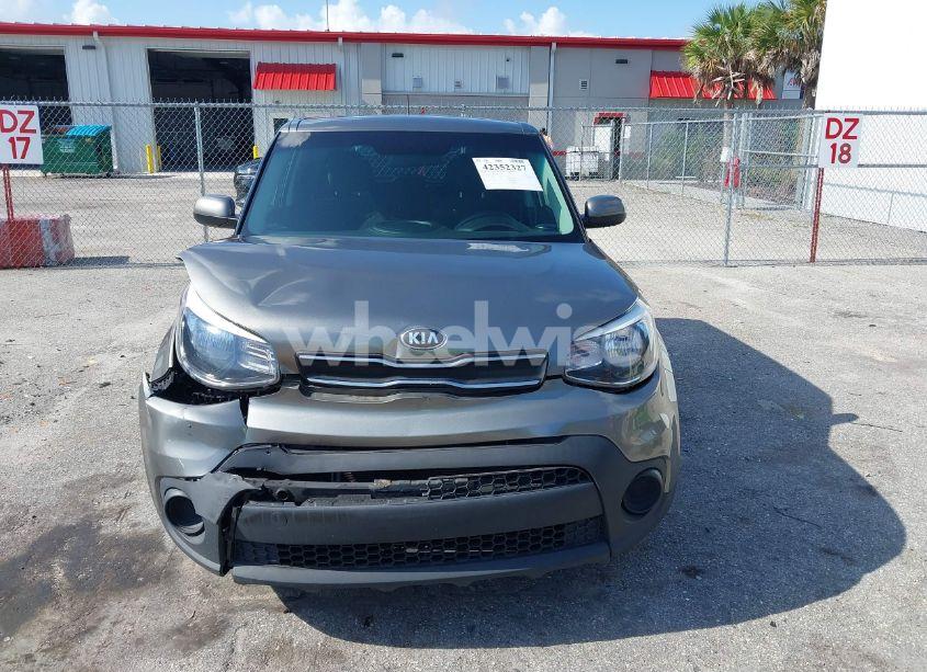 Photo 12 of 2019 Kia Soul (VIN KNDJN2A24K7010400)