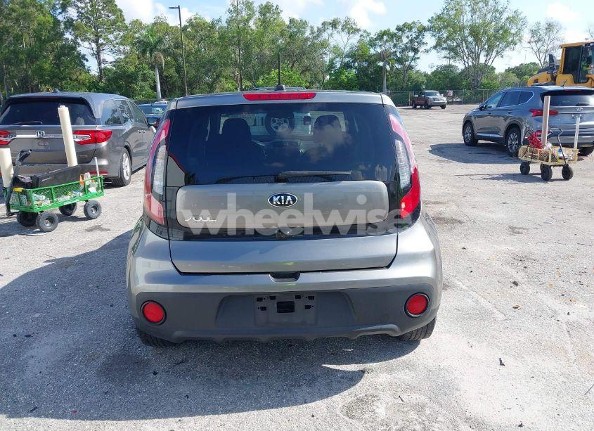 Photo 16 of 2019 Kia Soul (VIN KNDJN2A24K7010400)