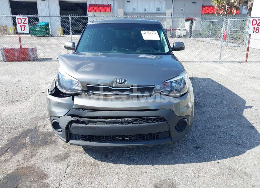 Photo 6 of 2019 Kia Soul (VIN KNDJN2A24K7010400)