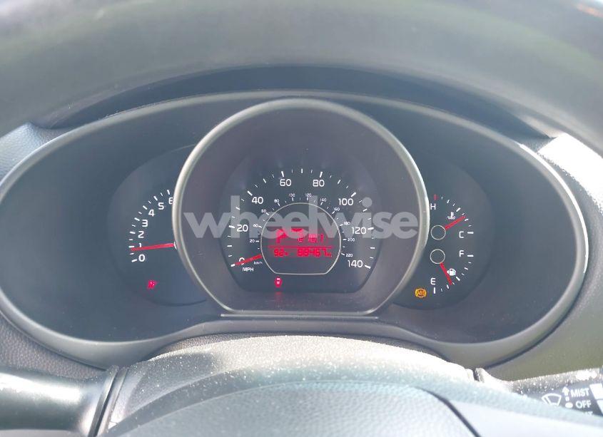 Photo 7 of 2019 Kia Soul (VIN KNDJN2A24K7010400)