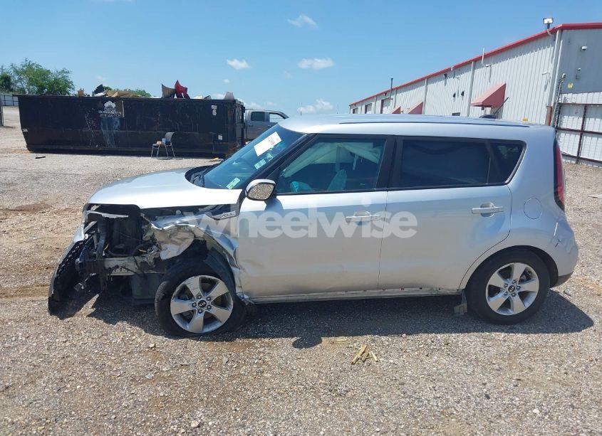 Photo 14 of 2019 Kia Soul (VIN KNDJN2A24K7020179)