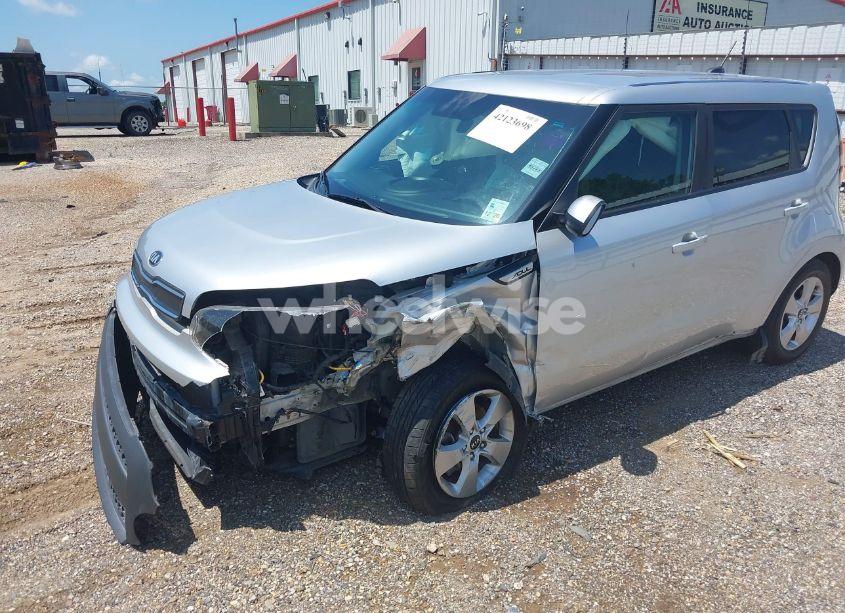 Photo 6 of 2019 Kia Soul (VIN KNDJN2A24K7020179)