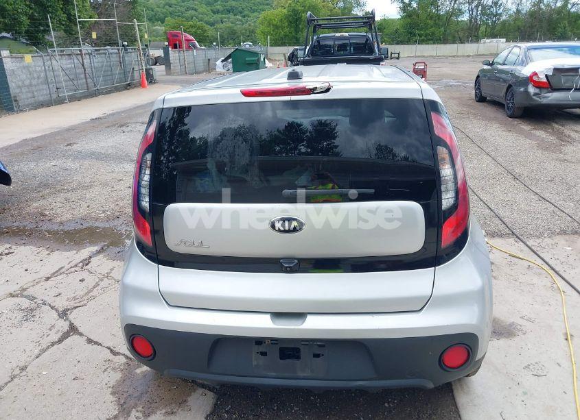 Photo 15 of 2019 Kia Soul (VIN KNDJN2A24K7665575)